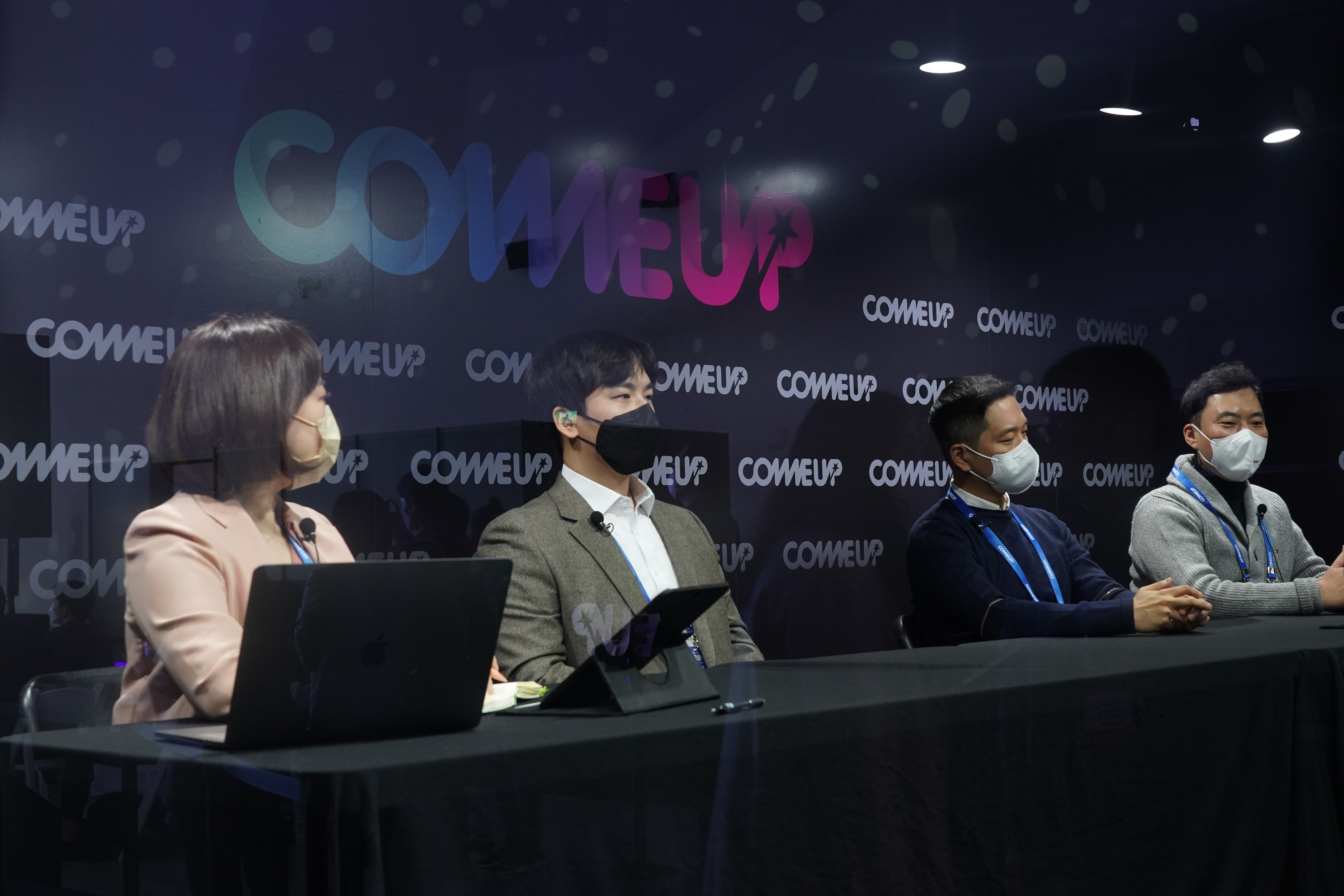 스타트업 컨퍼런스 컴업 2021 컴업 스타즈 루키리그 사이드스테이지 백스테이지 인터뷰 꾸베 에이프릴 김희선 대표 씨드앤 알티엠 펍플